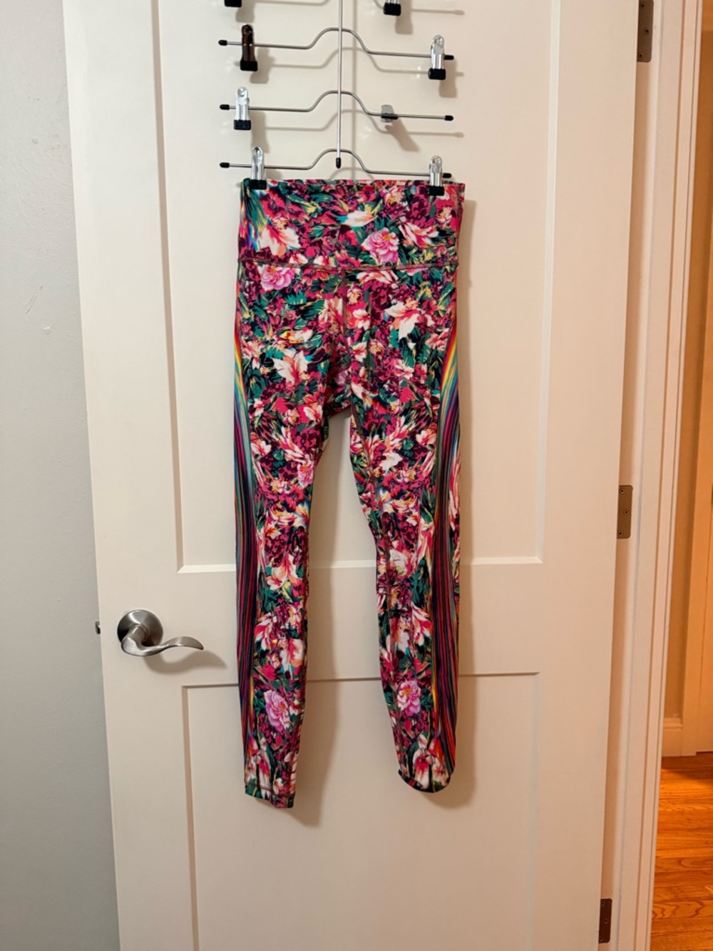 lululemon athletica women Floral Rainbow Stripe Leggings - Pink Multicolor